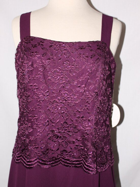 NWOT Sally Fashion #8485 Lace & Chiffon Mother of the Bride Dress-Size XL-PLUM - Picture 7 of 9